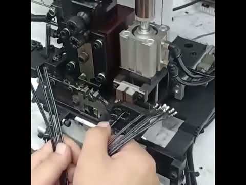 Automatyczna zaciskarka do kabli 2T-4T | Maszyna do produkcji przewodów