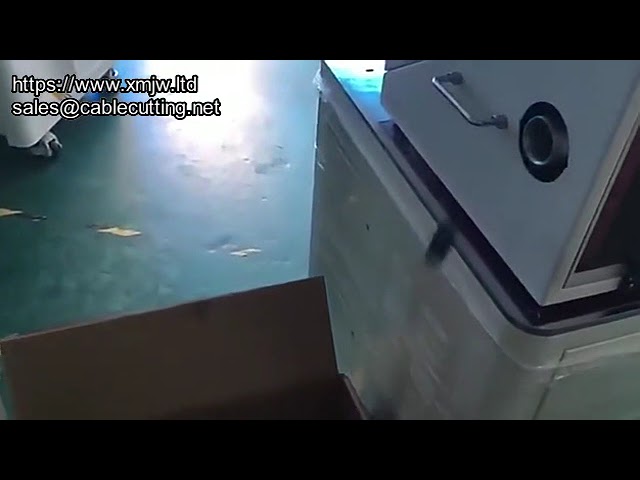 Maszyna do cięcia rur karbowanych