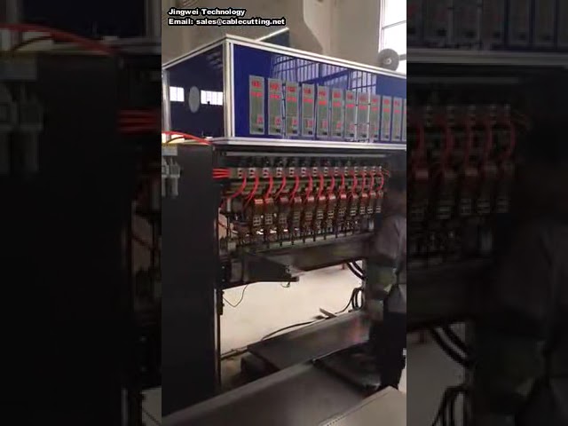 Zautomatyzowana maszyna do łączenia lin stalowych przez wtłaczanie tulei