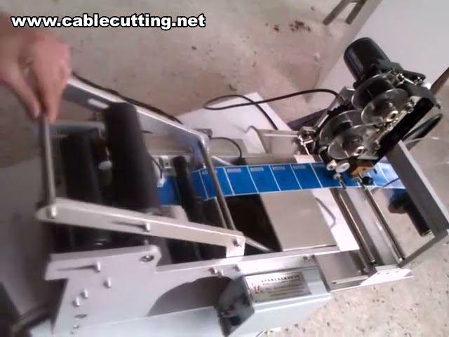 Semi-Automatic Round Bottle Labeling and Filling Machine