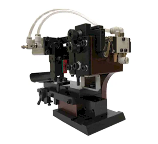 Pneumatyczny Transverse Die for Wide Terminals